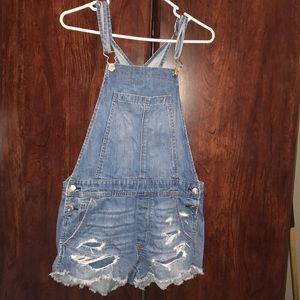 American Eagle Overall Shorts!